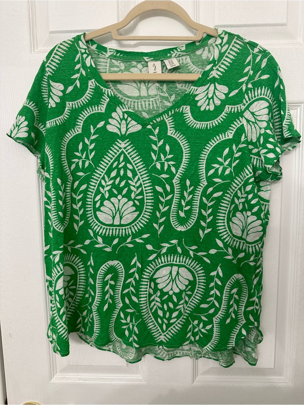 Joie Green and White V-Neck‎ Short linen Sleeve Top
